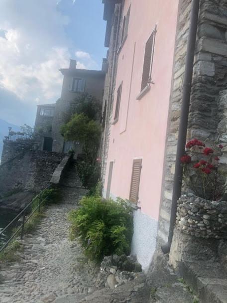 Ferienwohnung Casa Rosa Dervio Exterior foto